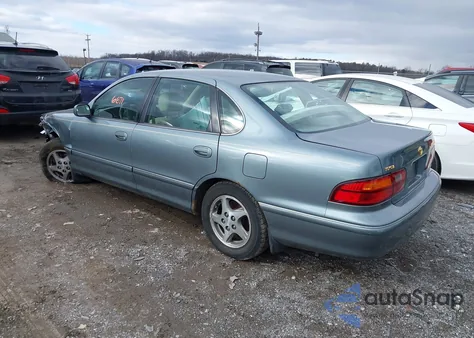 1998 Toyota Avalon Xls z USA, uszkodzony, nr VIN 4T1BF18B8WU223628